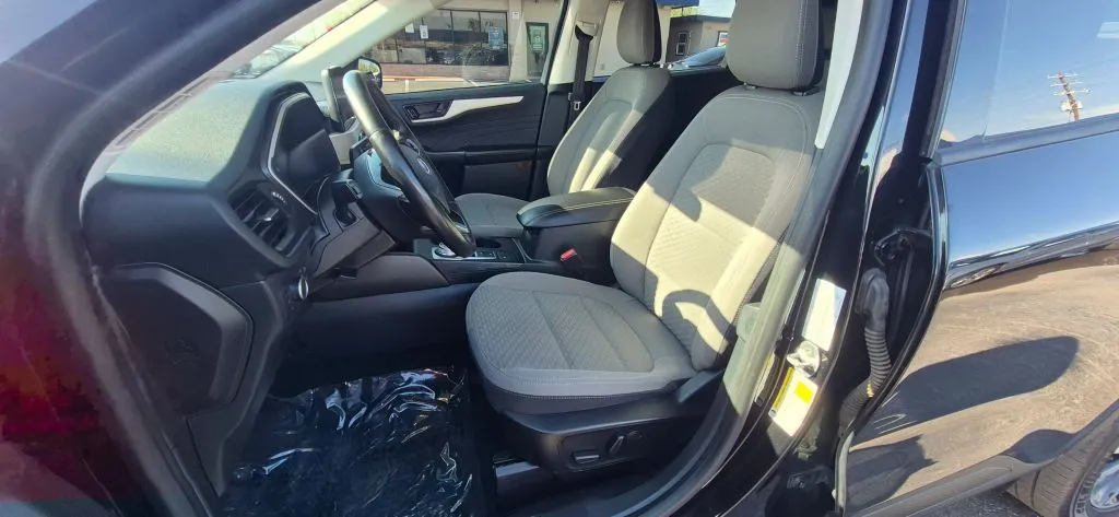 Ford Escape photo 11