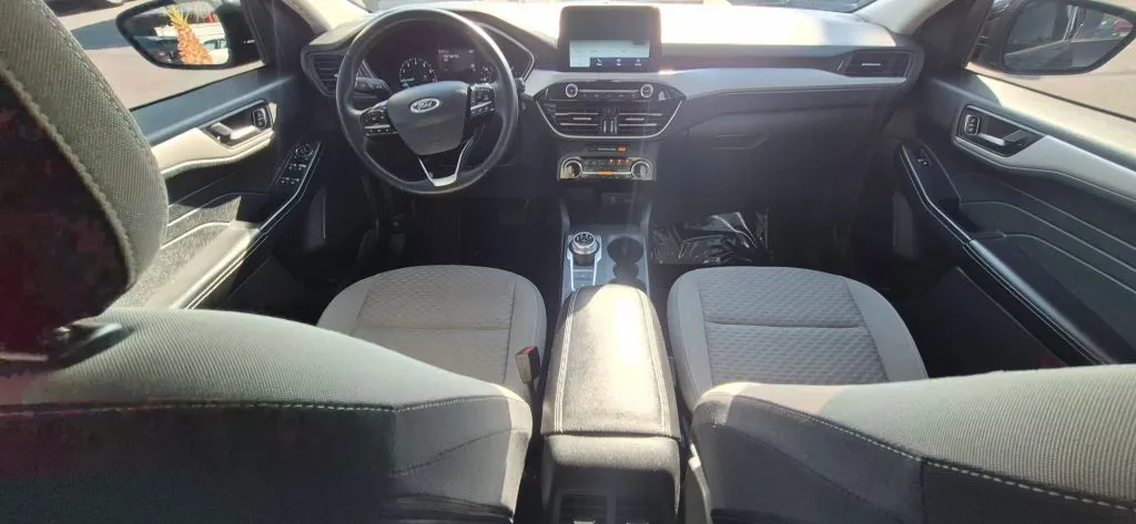 Ford Escape photo 17