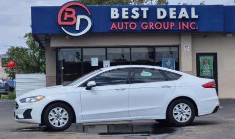 White 2019 Ford Fusion S Sedan 4D for sale in El Paso, TX