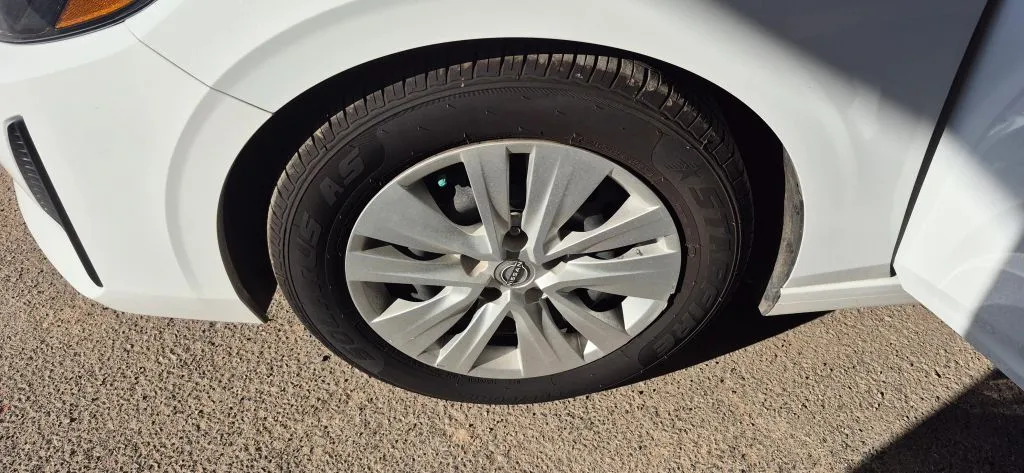 Nissan Sentra photo 18