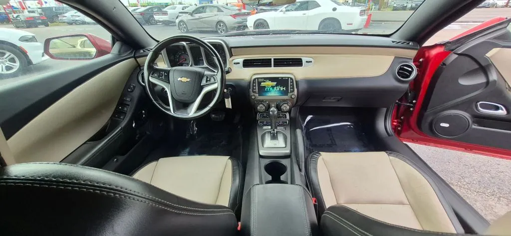 Chevrolet Camaro photo 15