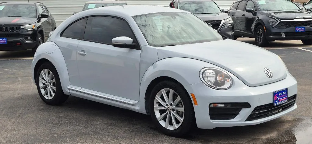 Volkswagen Beetle photo 7
