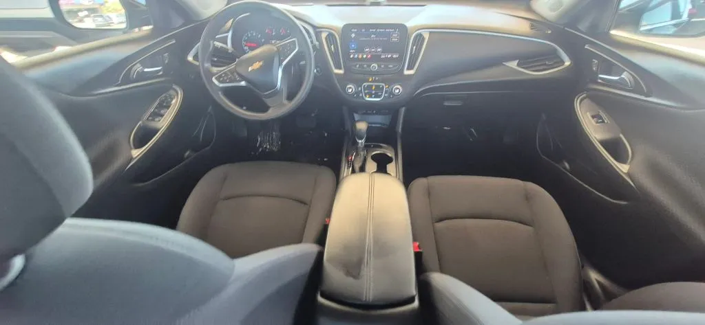 Chevrolet Malibu photo 15