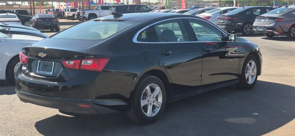 Chevrolet Malibu photo 6