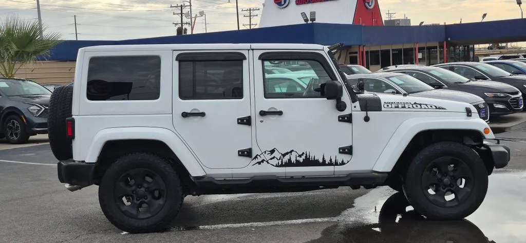 Jeep Wrangler photo 7
