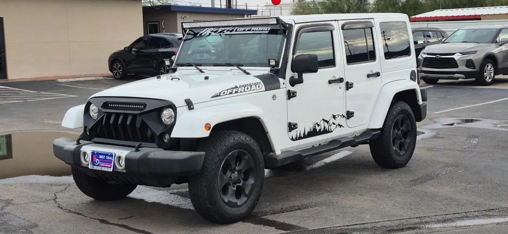 Jeep Wrangler photo 2