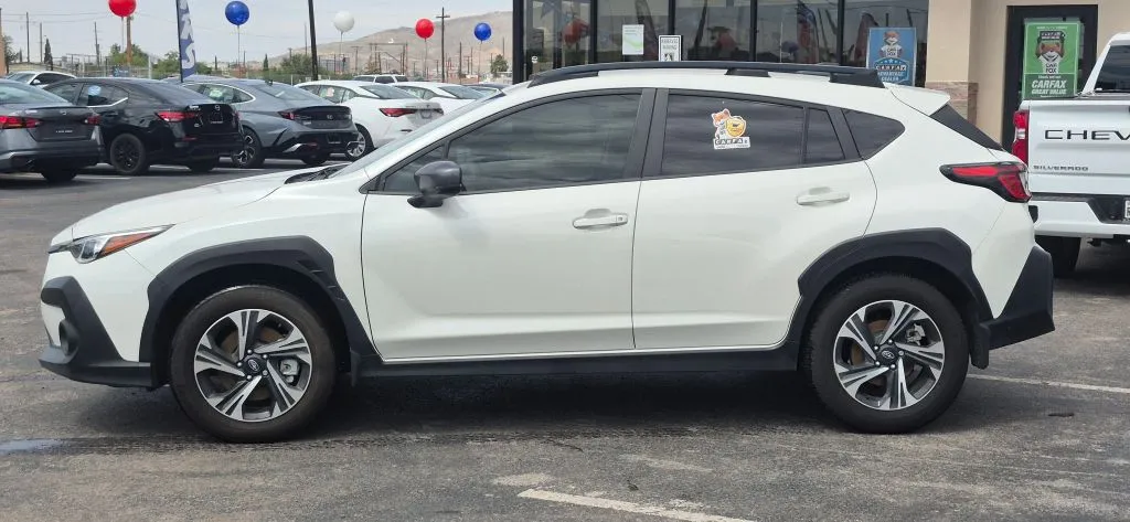 Subaru Crosstrek photo 3