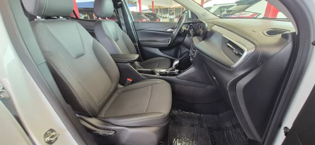 Buick Encore GX photo 14