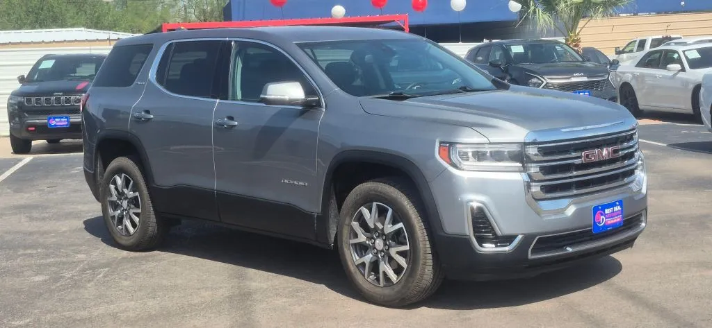 GMC Acadia photo 8