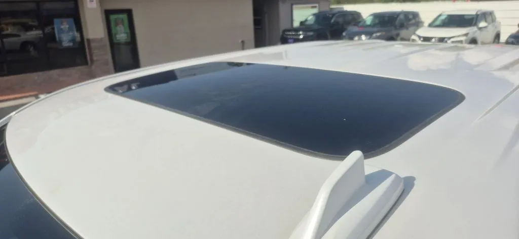 GMC Sierra photo 11