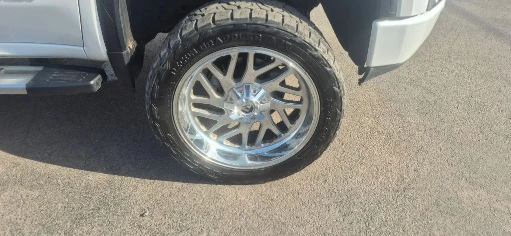 GMC Sierra photo 20