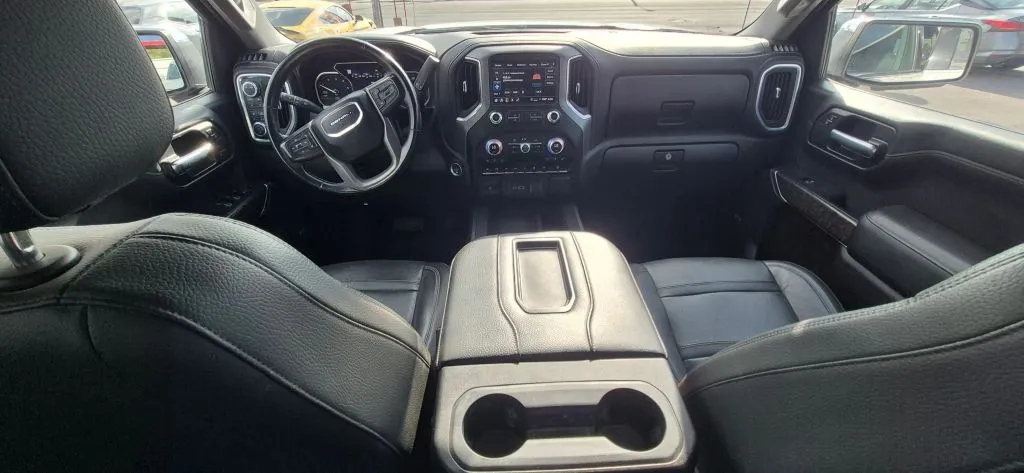 GMC Sierra photo 17