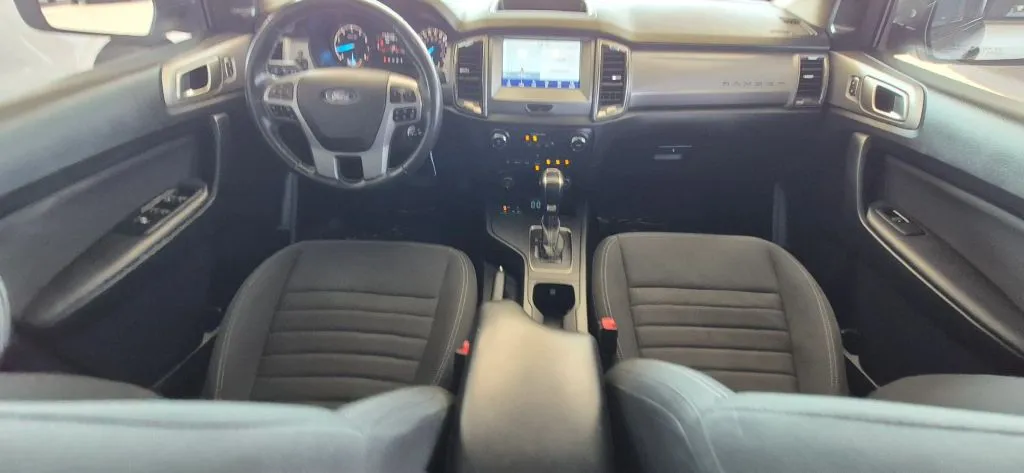 Ford Ranger photo 15