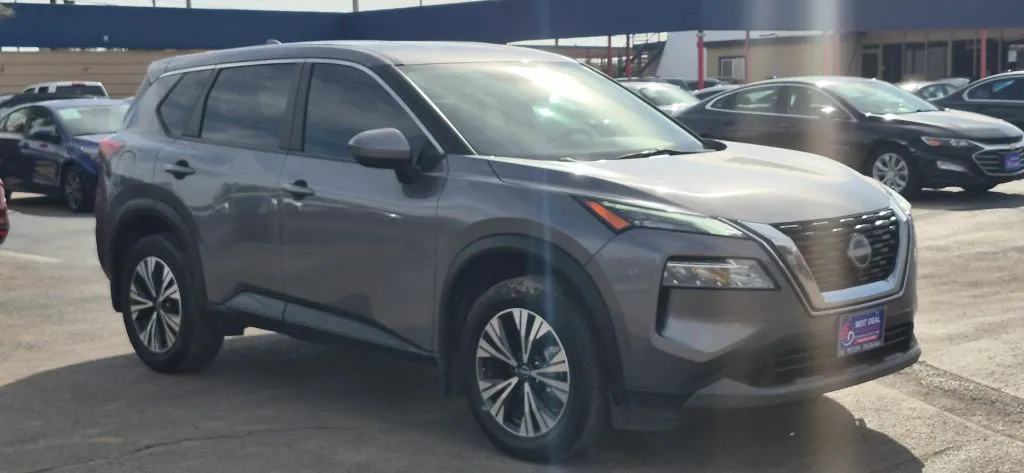 Nissan Rogue photo 8