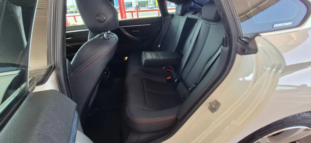 BMW 4 Series photo 13