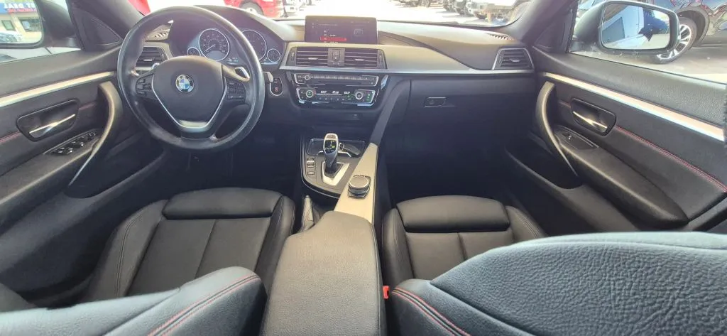 BMW 4 Series photo 16