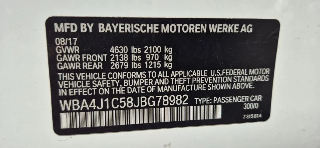 BMW 4 Series photo 11