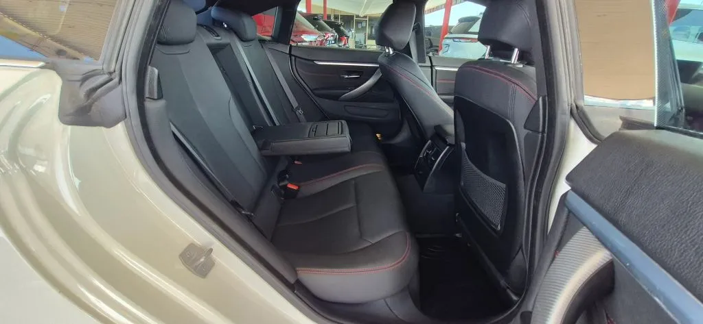 BMW 4 Series photo 14