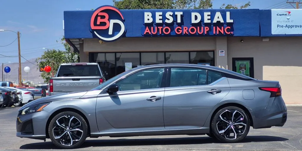 2023 Nissan Altima 2.5 SR Sedan 4D