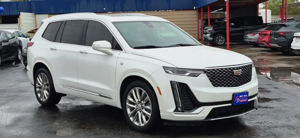Cadillac XT6 photo 8