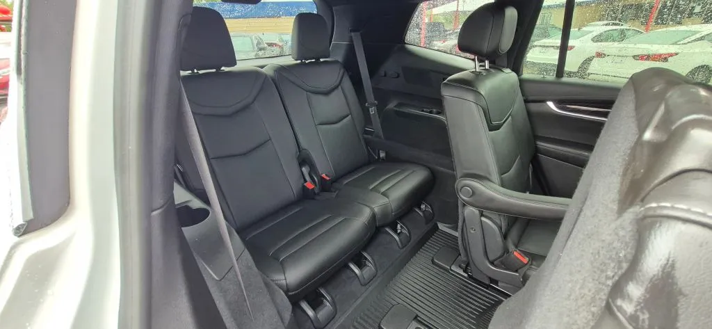 Cadillac XT6 photo 14