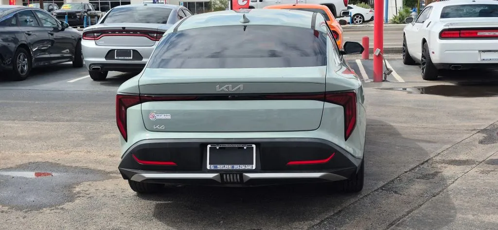 Kia K4 photo 5