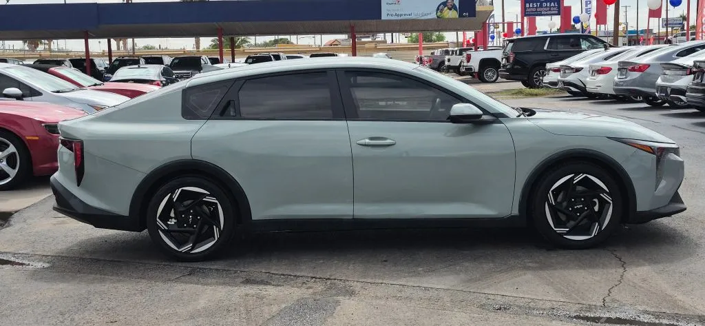 Kia K4 photo 7