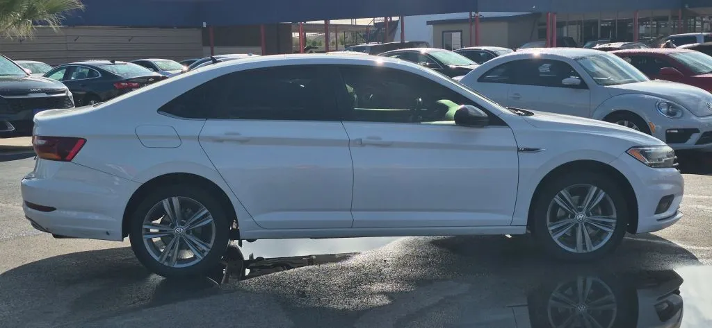 Volkswagen Jetta photo 7