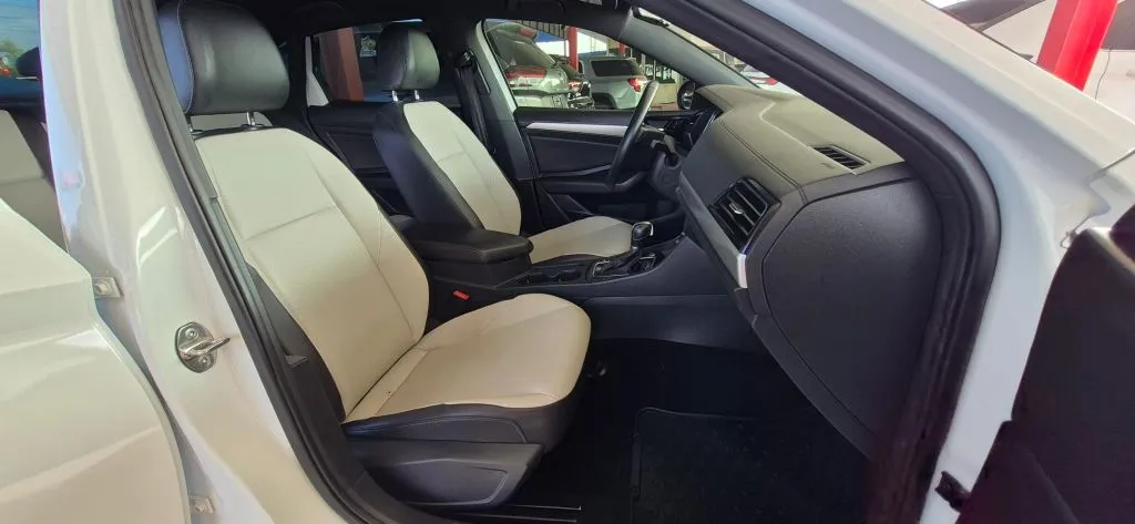 Volkswagen Jetta photo 15