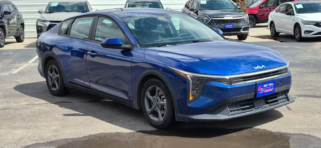 Kia K4 photo 8