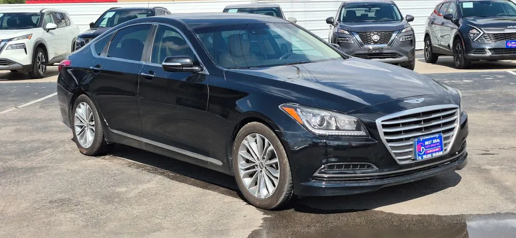 Hyundai Genesis photo 8