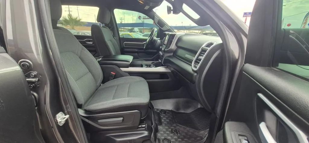 Ram 1500 photo 14