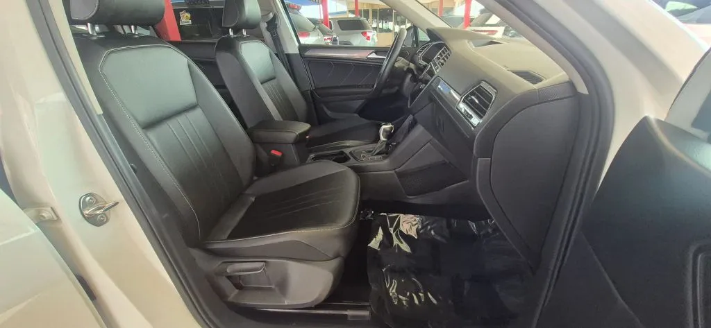 Volkswagen Tiguan photo 16