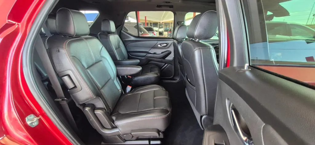 Chevrolet Traverse photo 14