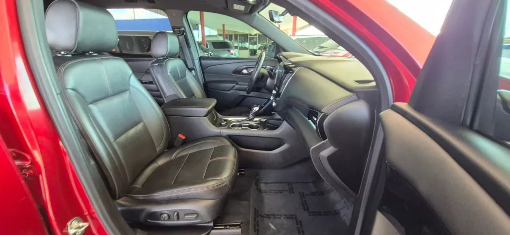 Chevrolet Traverse photo 15