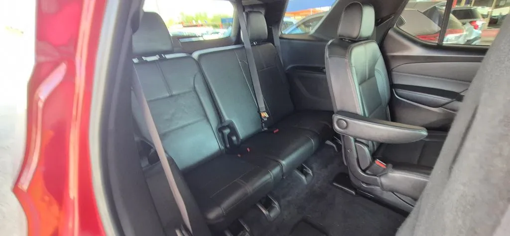 Chevrolet Traverse photo 13