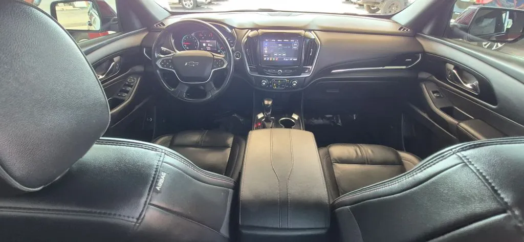 Chevrolet Traverse photo 16