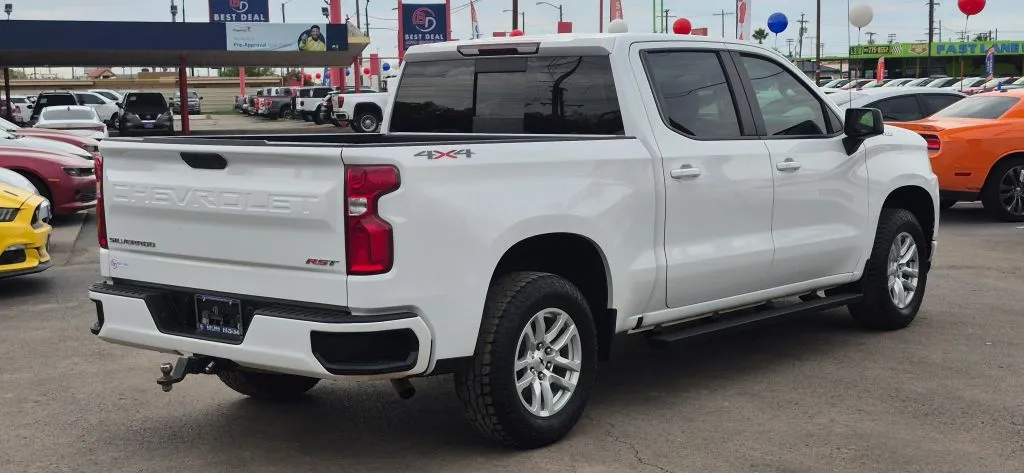 Chevrolet Silverado photo 4