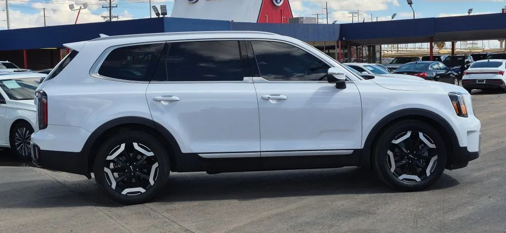 Kia Telluride photo 7