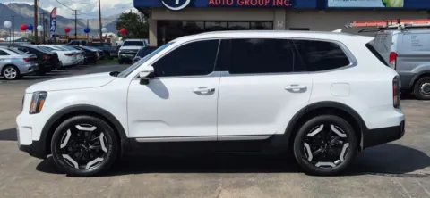 Another view of 2024 Kia Telluride EX Sport Utility 4D for sale in El Paso, TX at Best Deal Auto Group