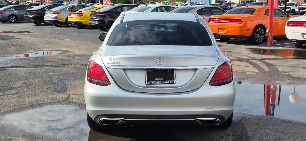 Mercedes-Benz C-Class photo 5