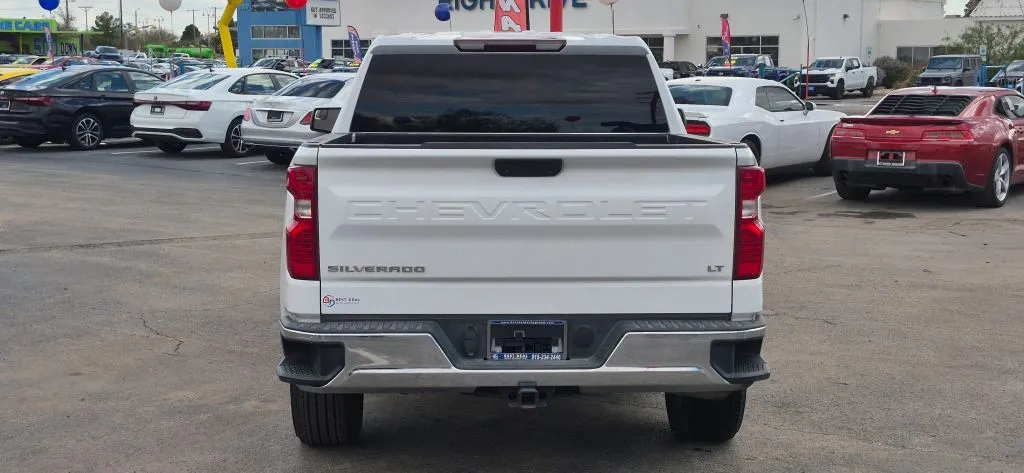 Chevrolet Silverado photo 5