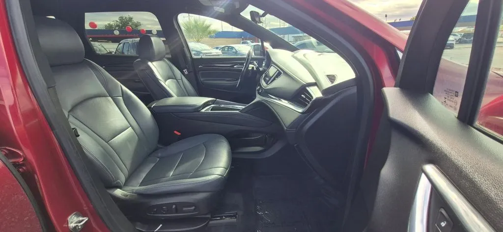 Buick Enclave photo 16
