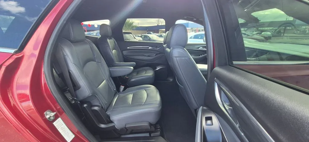 Buick Enclave photo 15