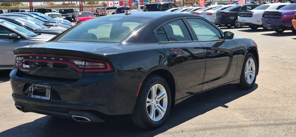 Dodge Charger photo 6