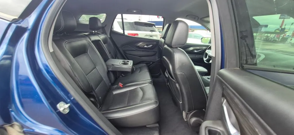 GMC Terrain photo 13