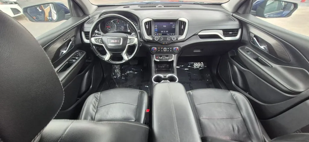 GMC Terrain photo 15