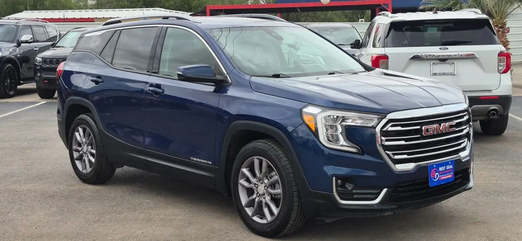 GMC Terrain photo 8