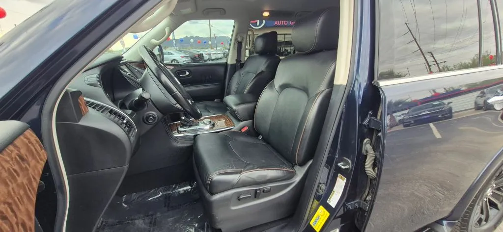 Nissan Armada photo 12