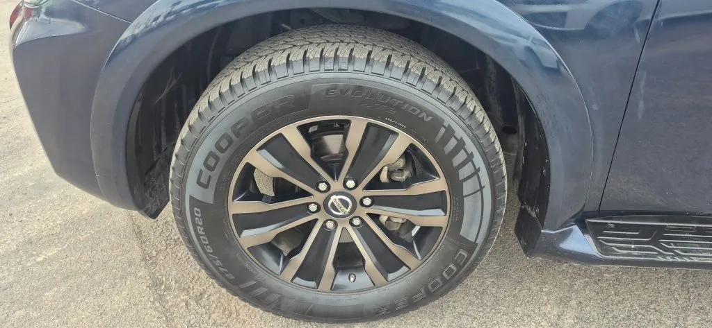 Nissan Armada photo 22